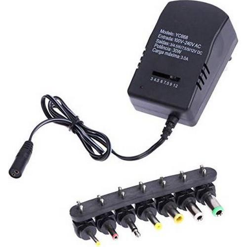 Cargador multivoltaje universal